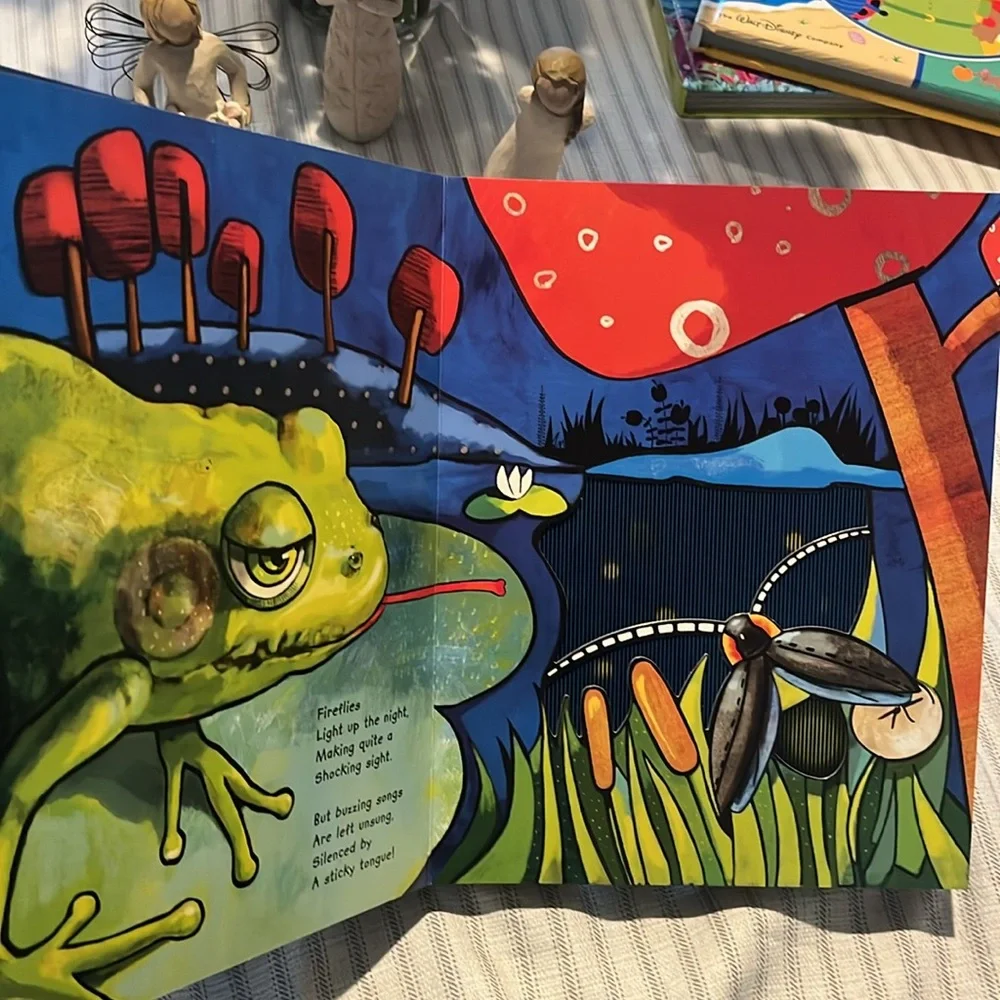 Lights Out, Night's Out: A Glow in the Dark Book (AniMotion) EUC